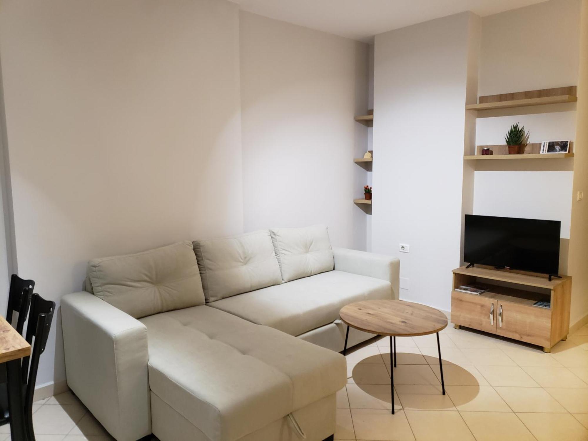 Leones Apartament Тирана Екстериор снимка