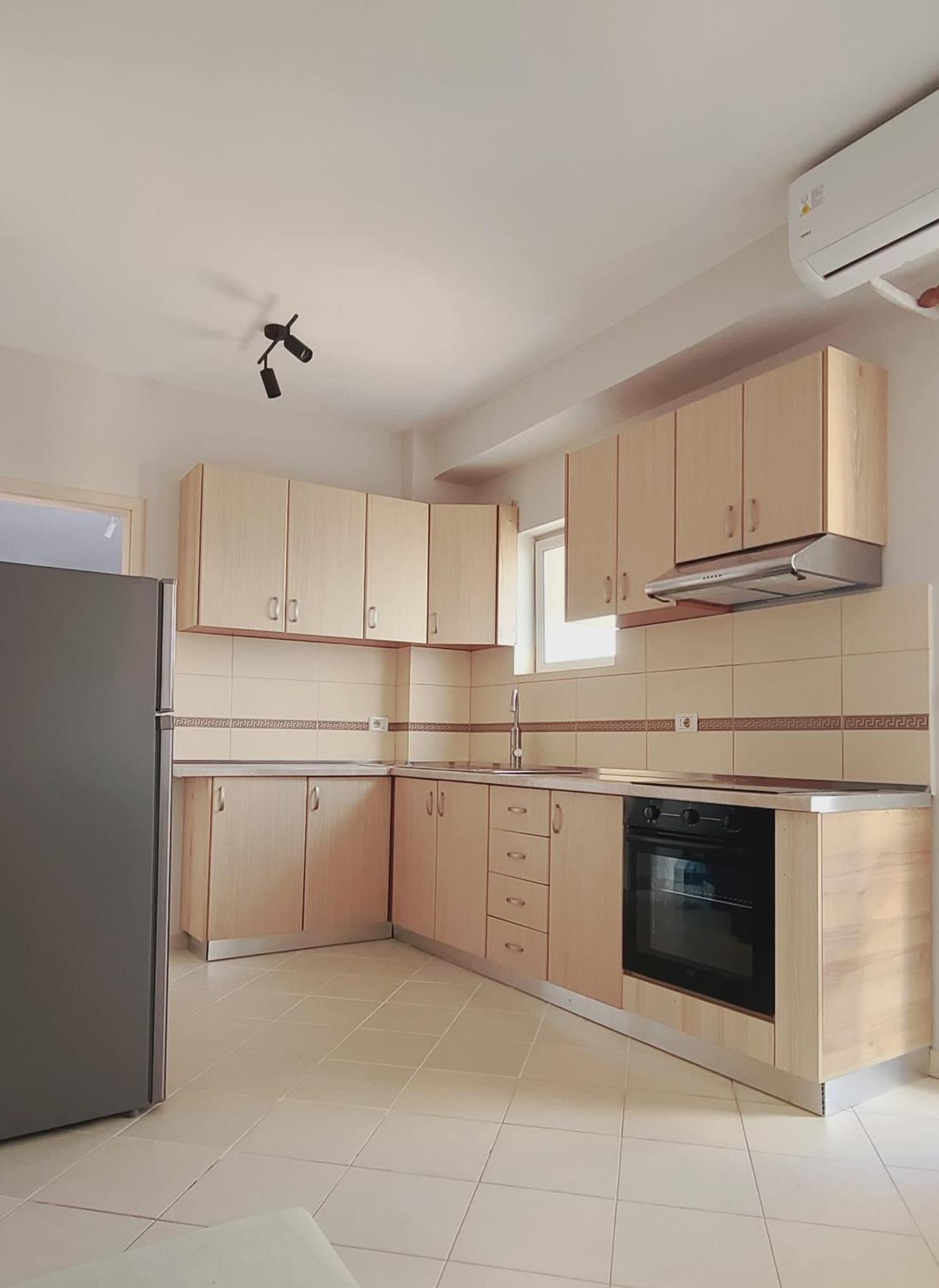 Leones Apartament Тирана Екстериор снимка