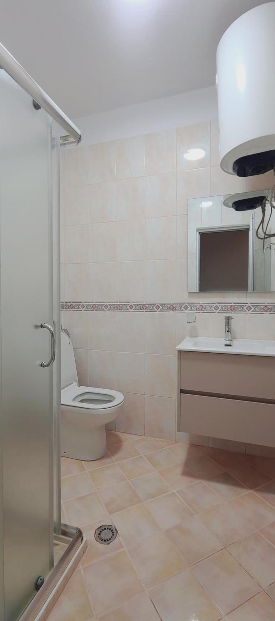 Leones Apartament Тирана Екстериор снимка